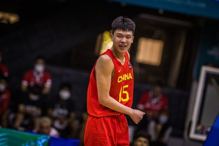 J9九游会官网-王俊杰&amp;杨瀚森回归后中国男篮如何？解说：能赢日本 锋线厚度不错